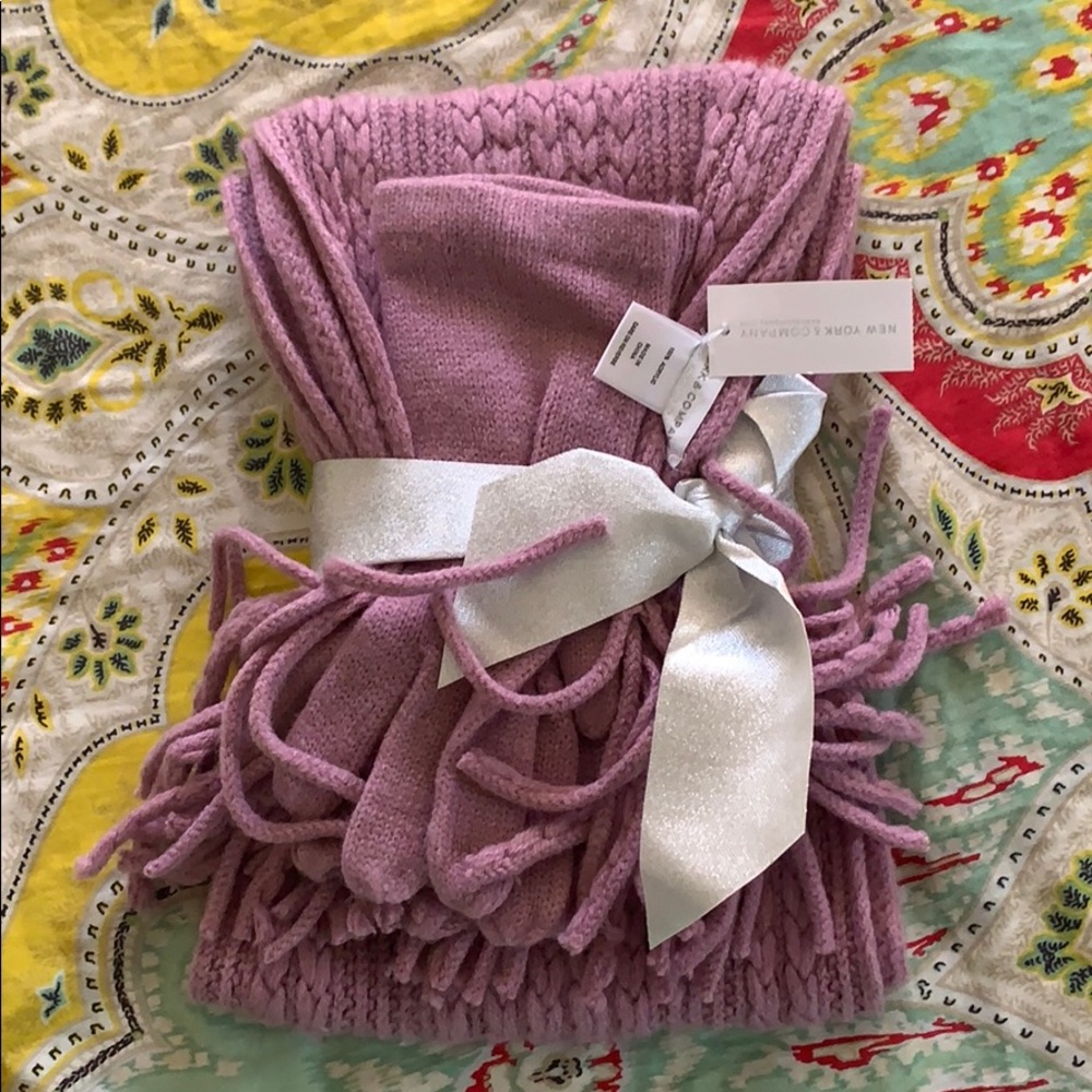 New York & Company Winter Set